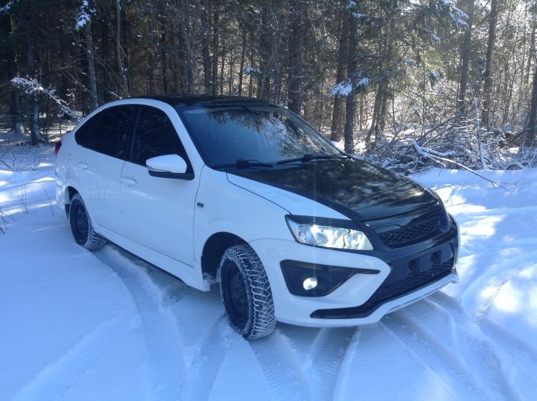 Лада Гранта лифтбек тонированная