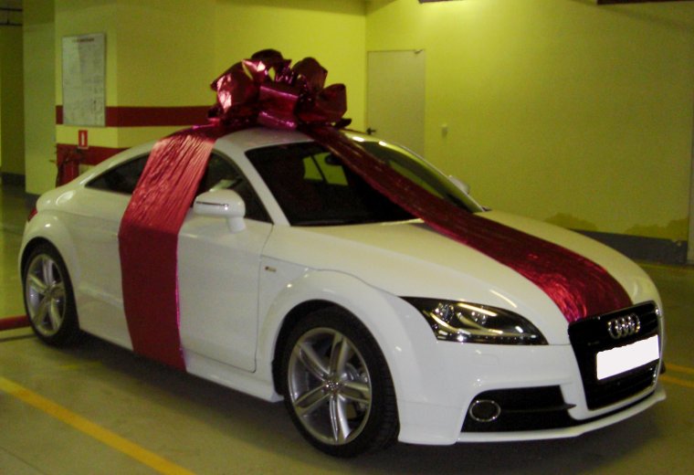 Автомобиль в подарок