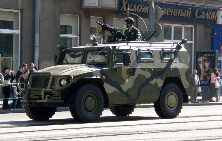 Броневик тигр