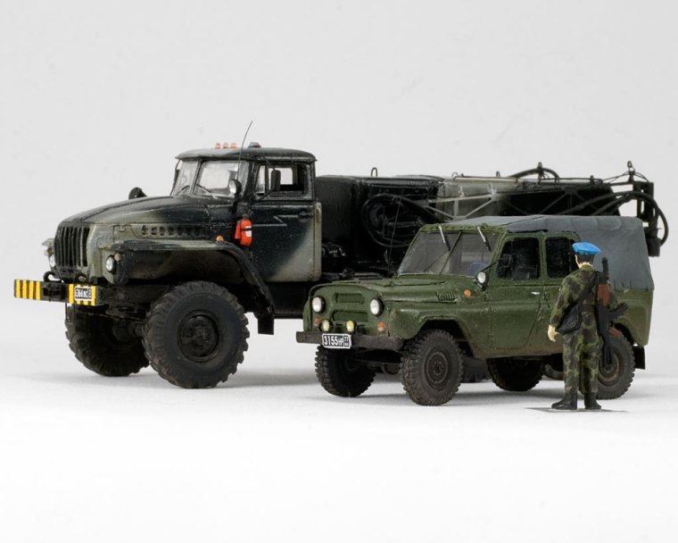 УАЗ 1:72