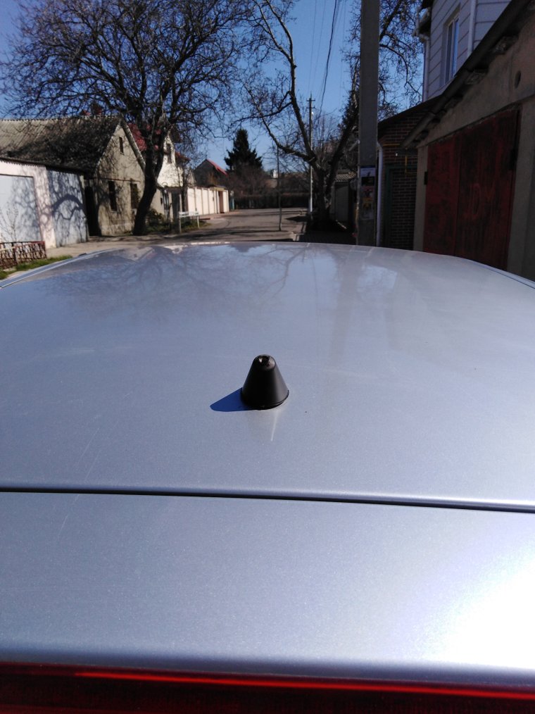 Антенна на авто на крышу поло