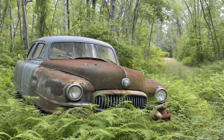 Старые заброшенные автомобили