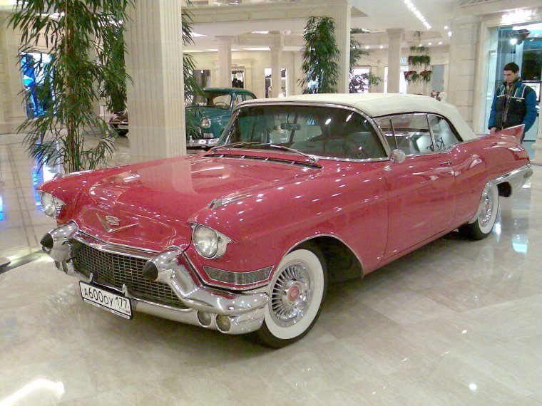 Хендай Крокус машина