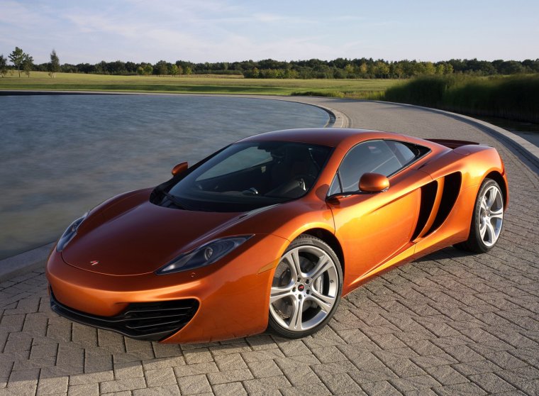 MCLAREN 12c