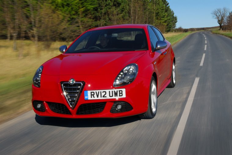 Машина Alfa Romeo Giulietta