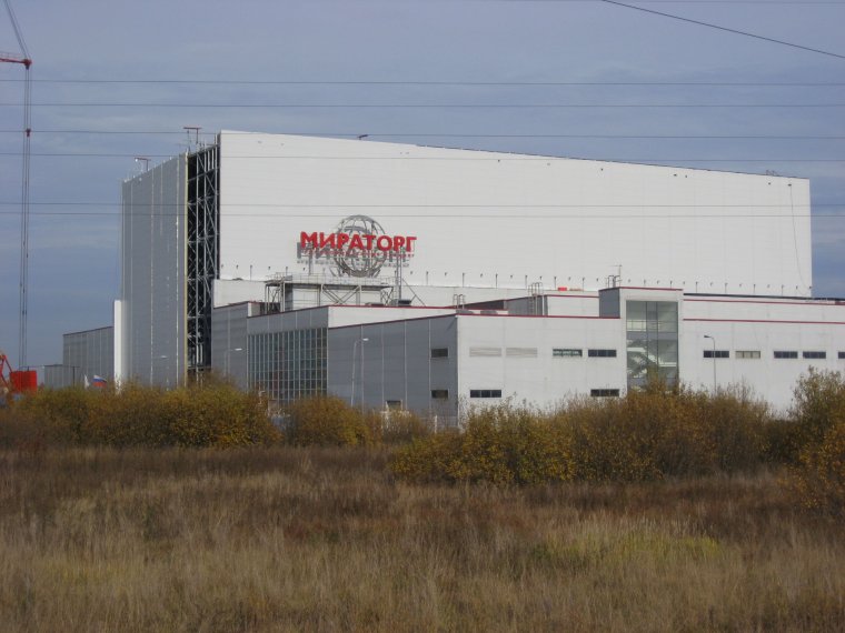 Грузовики в большом разрешении