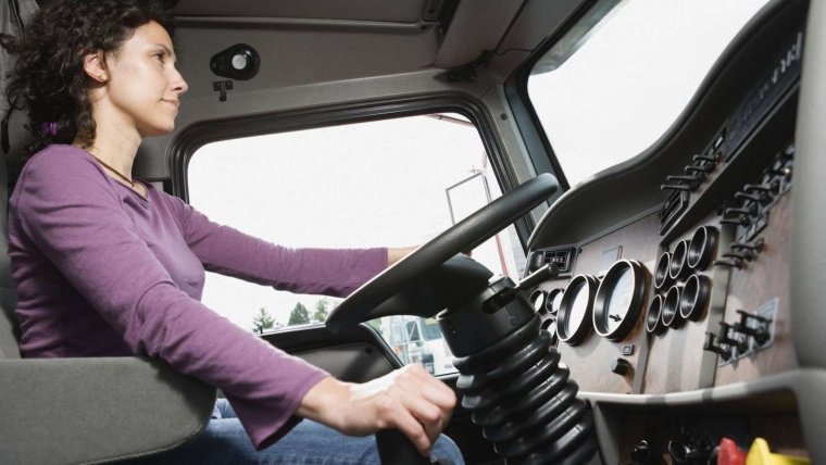 Дальнобойщица фильм 2008