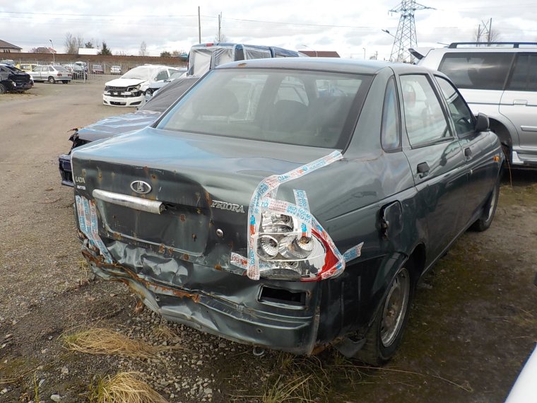 Кузов на приору битый