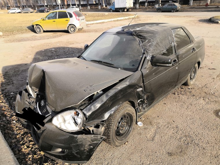 Приора 2 битая