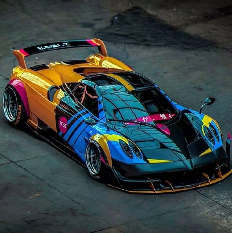 Ferrari LAFERRARI И Pagani Huayra