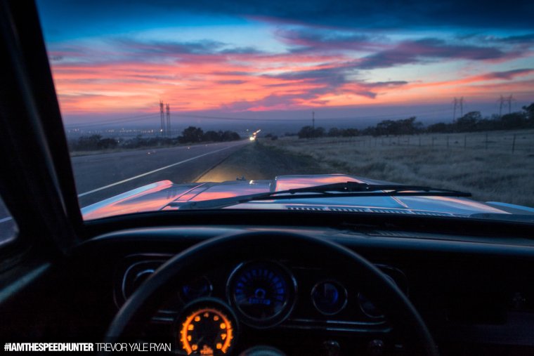 Вид из кабины автомобиля