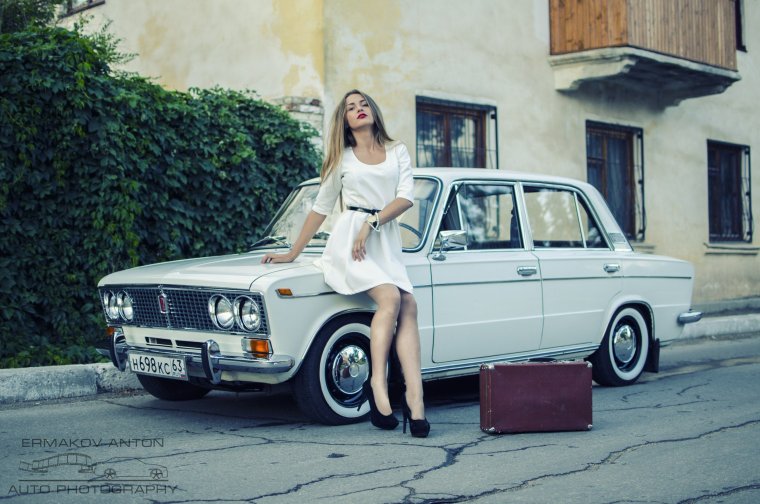 Девушки и автомобили ВАЗ