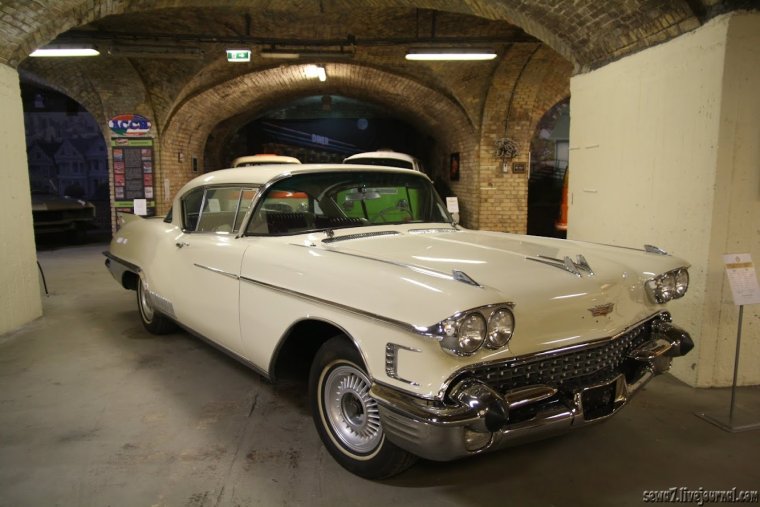 Шевроле Шелби Кобра