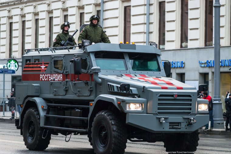 Броневик КАМАЗ-43501 патруль