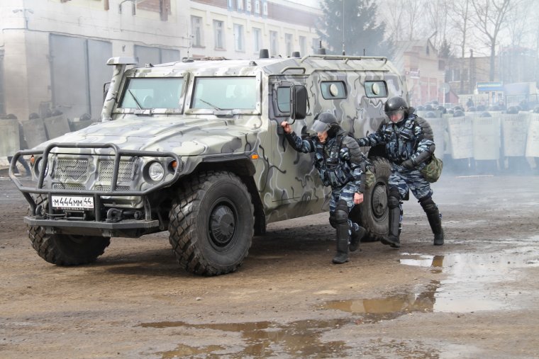 Машина СОБР