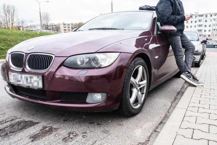 БМВ И красивый мужчина