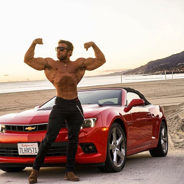 Артем Долгин машина