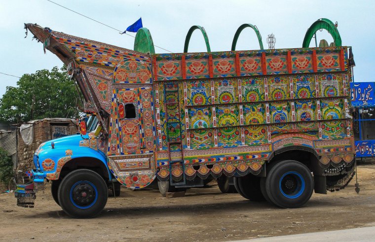 Грузовики в Индонезии