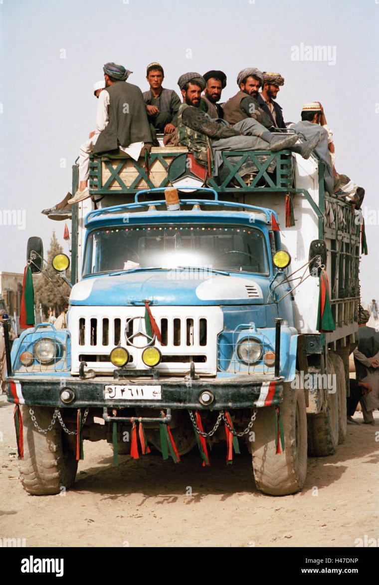 Грузовики в Афганистане
