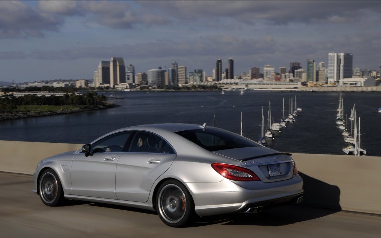 Mercedes Benz CLS AMG 55 2005