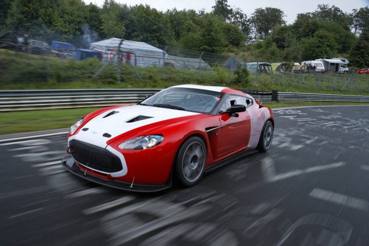 Aston Martin v12 Zagato gt3