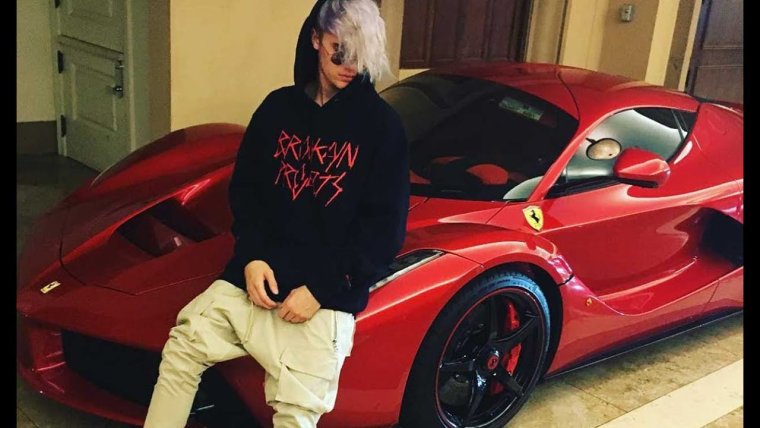 Джастин Бибер Феррари