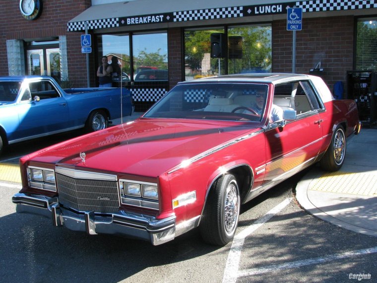 Додж джип большой