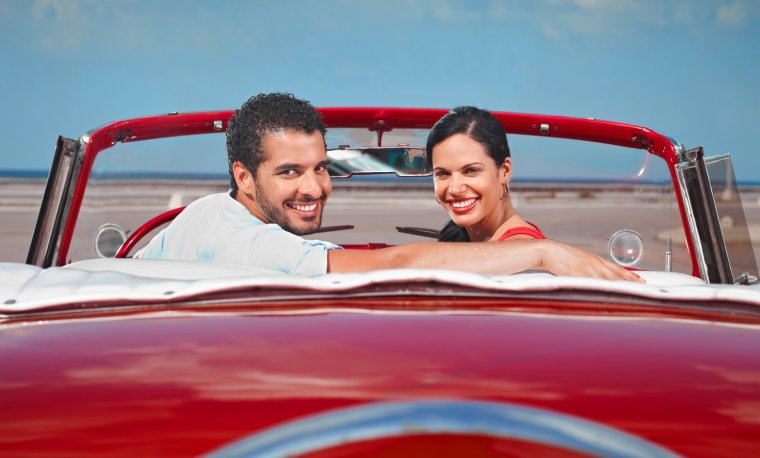 Путешествовать на автомобиле