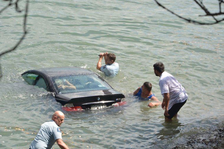 Автомобиль утопленник