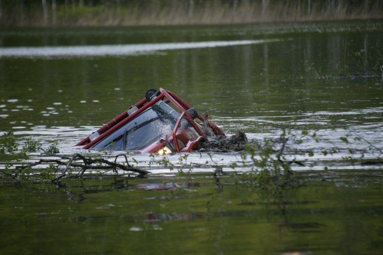 Утопленная машина