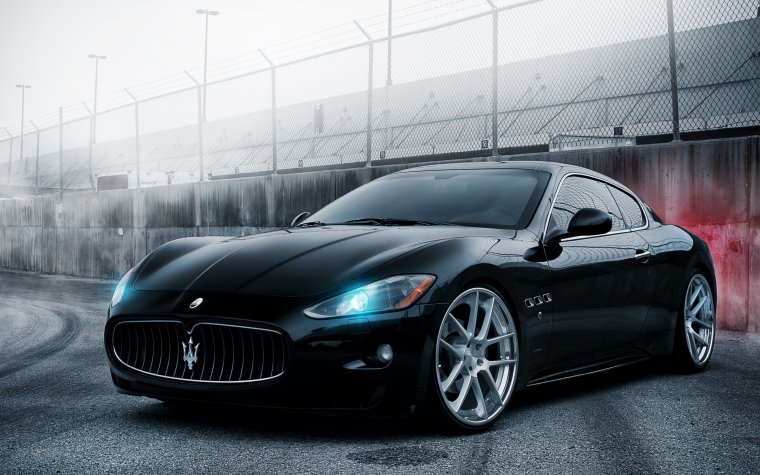 Мазерати Гранд Туризмо 2014