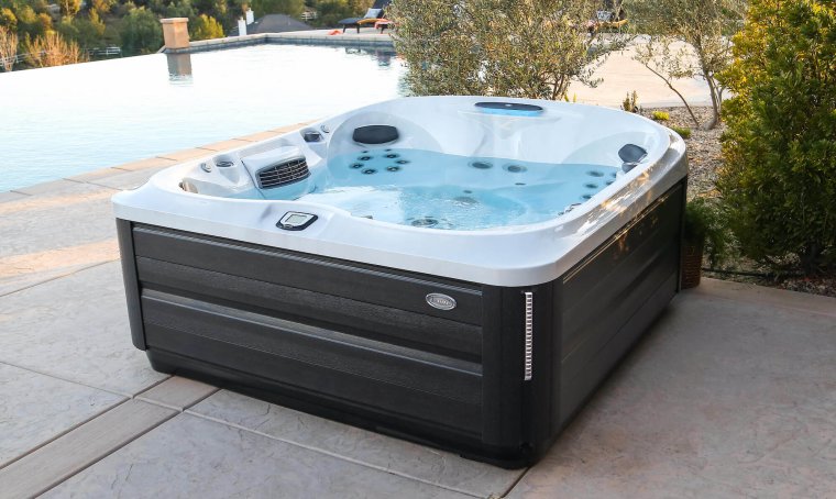 Jacuzzi j-475