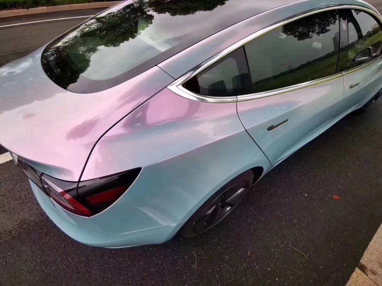 Тесла 3 цвет хамелеон