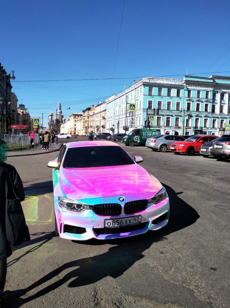 БМВ м4 пленка хамелеон