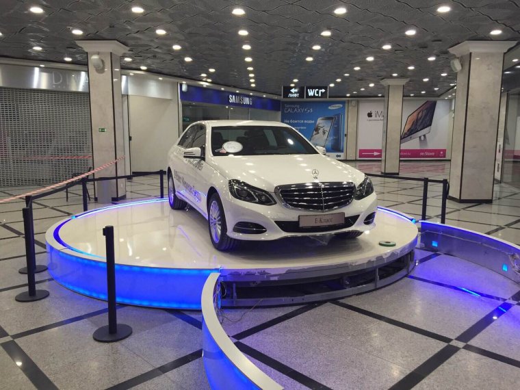 Подиум для автомобиля