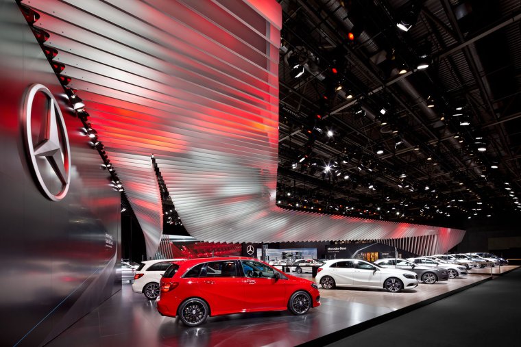 Выставочный стенд Мерседес