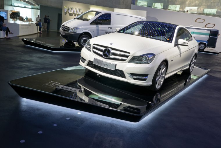 Подиум для автомобиля