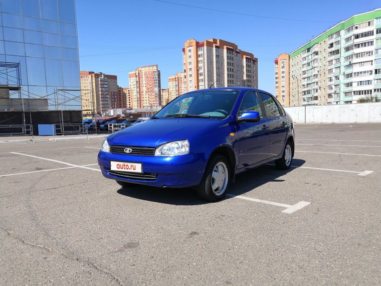 Лада Калина седан синяя