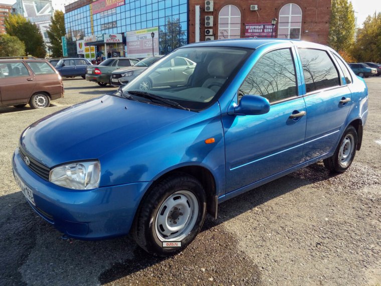 Лада Калина 2006 седан голубая