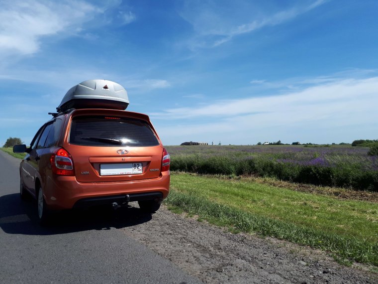 Lada чёрная света номер 001