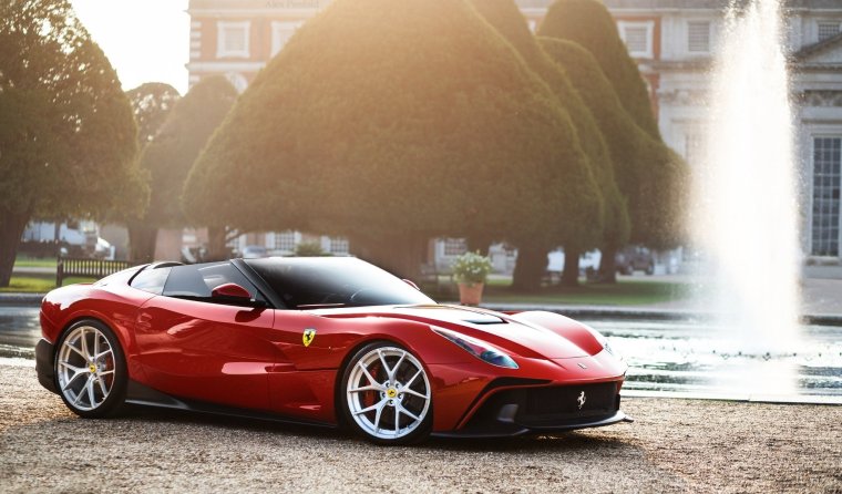 Ferrari f12 Berlinetta TRS