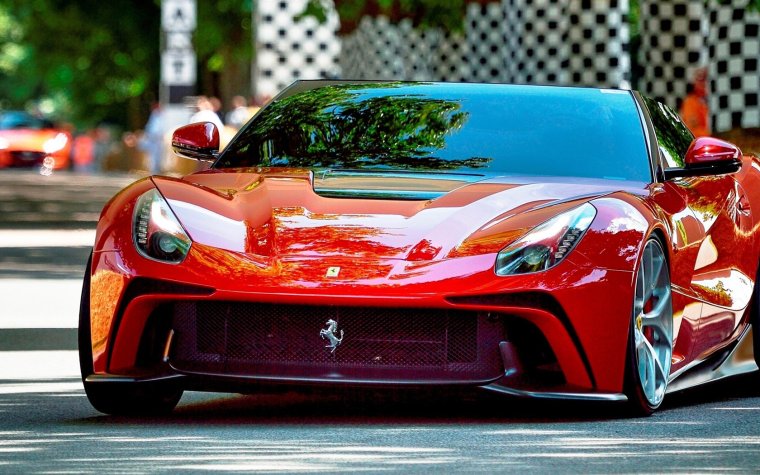 Ferrari f12 TRS 2014