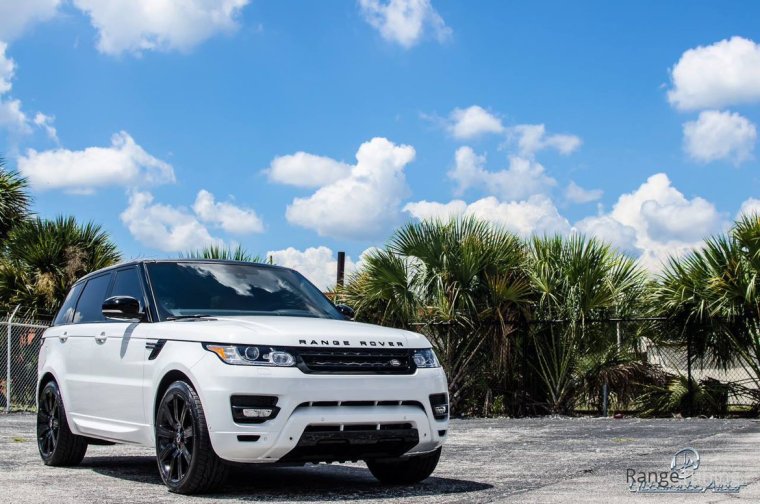 Рендж Ровер белый