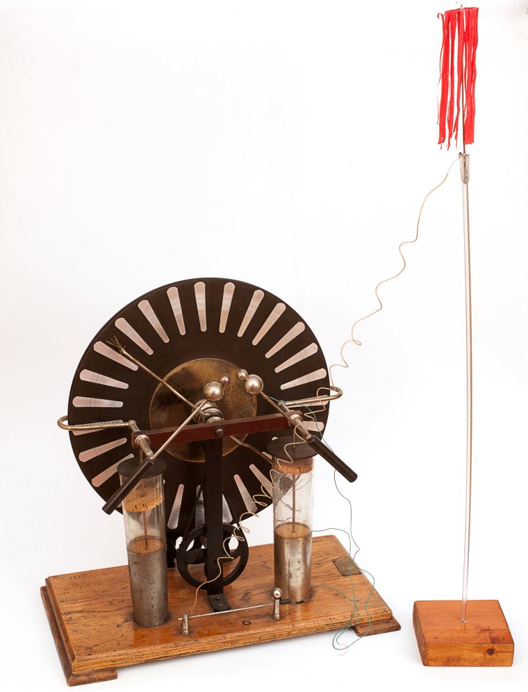 Электрофорная машина СССР