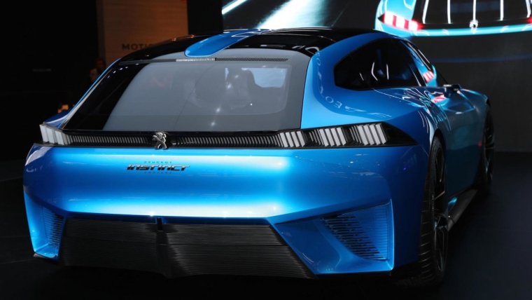 Автомобили с узкими фарами