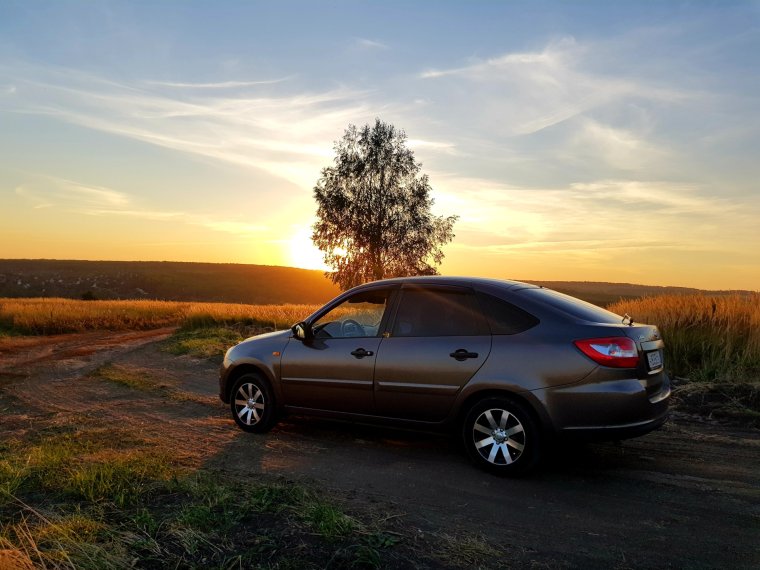 Лада Гранта лифтбек