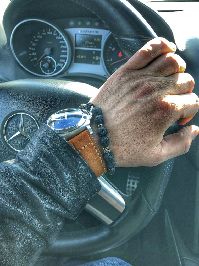 Руки на руле