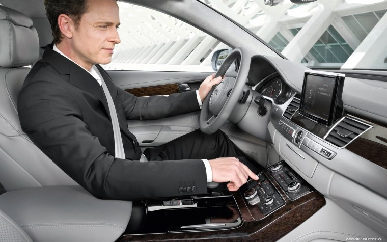 Бизнесмен в автомобиле