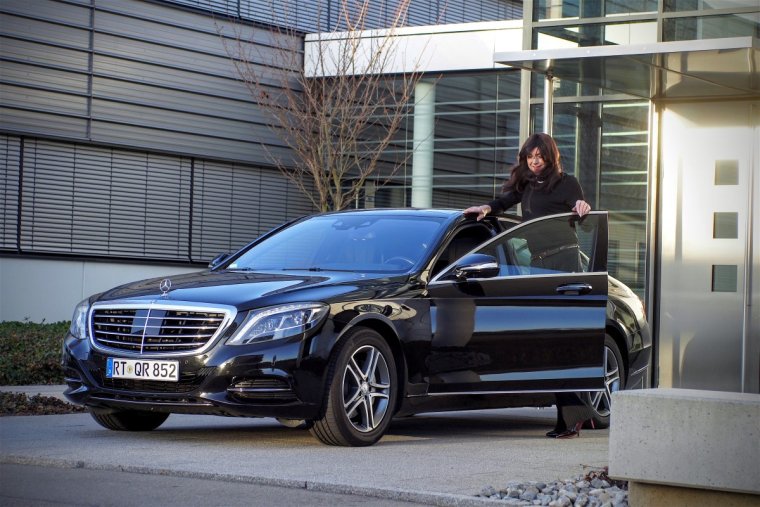 Мерседес Бенсон машина