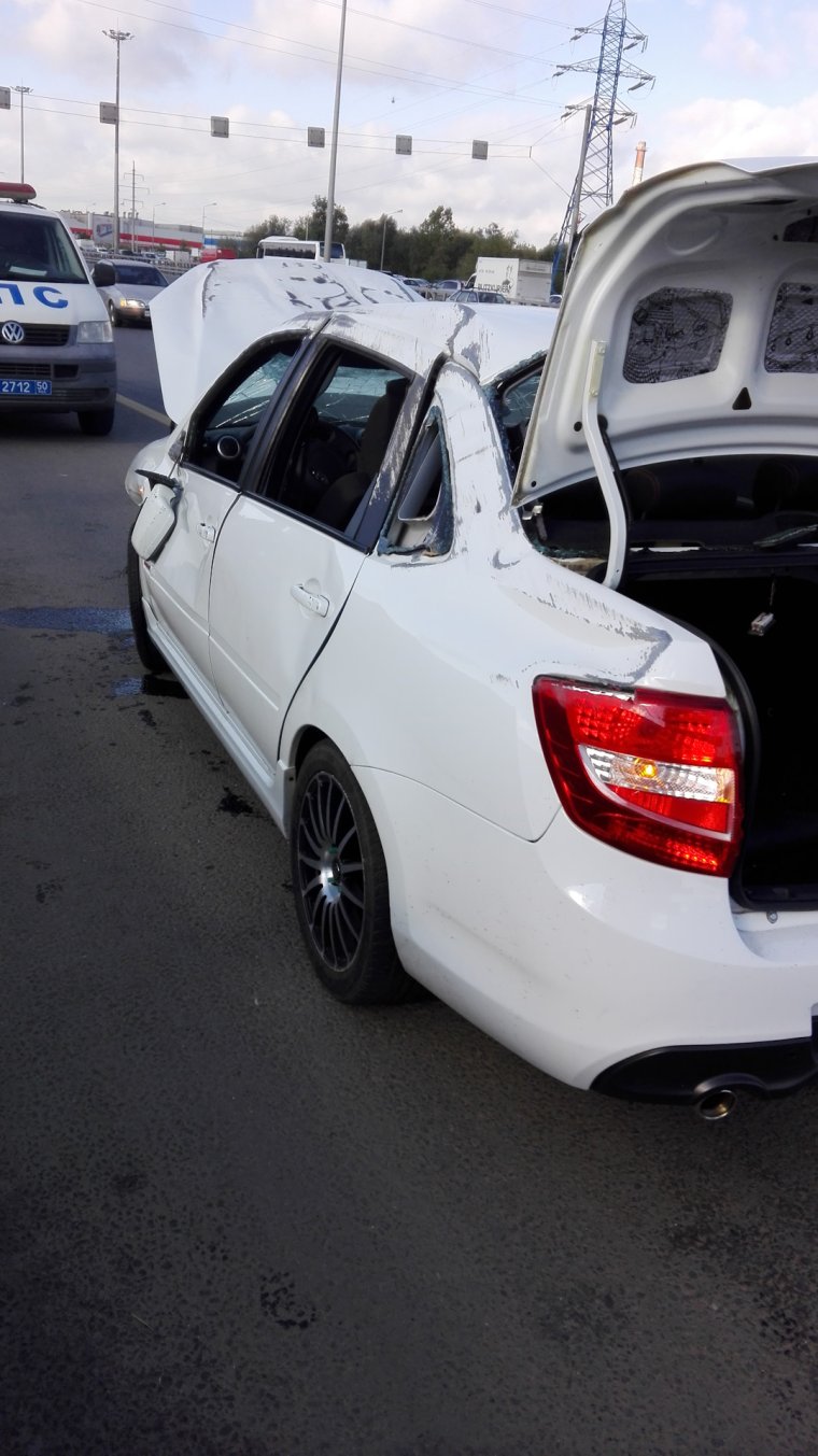 Гранта спорт белая